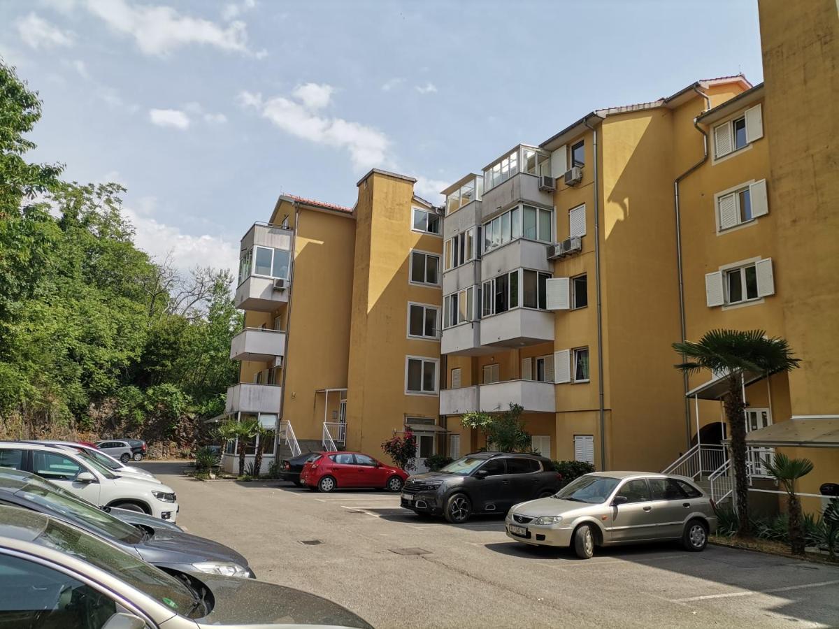 Apartment T&T Lovran Bagian luar foto